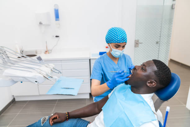 Best Emergency Tooth Extraction in Keego Harbor, MI